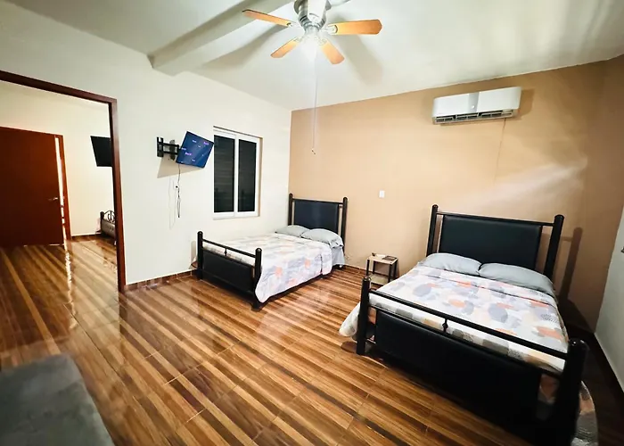 la casa de los abuelos a 150 metros del mar Mazatlán